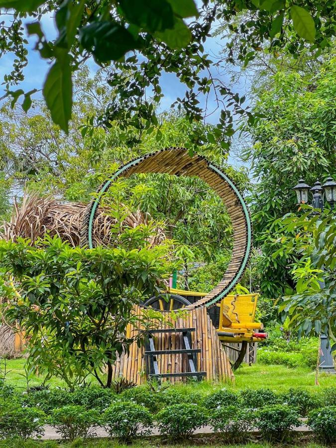 Moly Resort Kampot Bagian luar foto