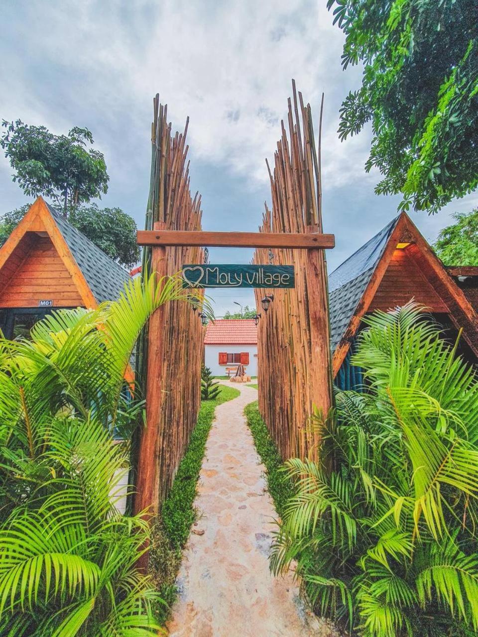 Moly Resort Kampot Bagian luar foto
